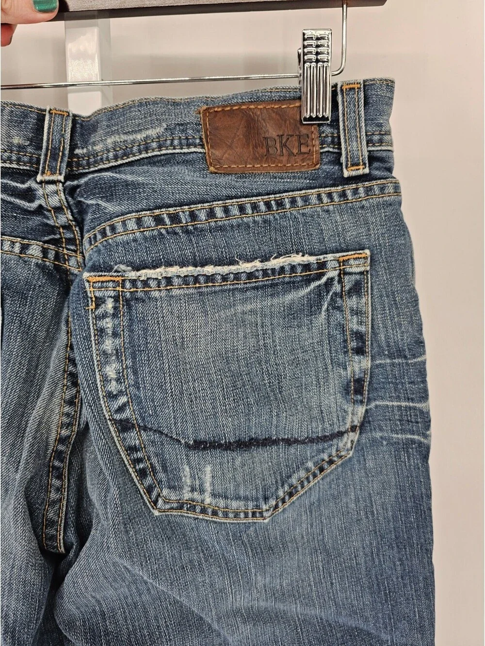 Vintage Y2K BKE Mens Sz 33x32 Straight Leg Jaxon Fit Blue Jeans Medium Wash